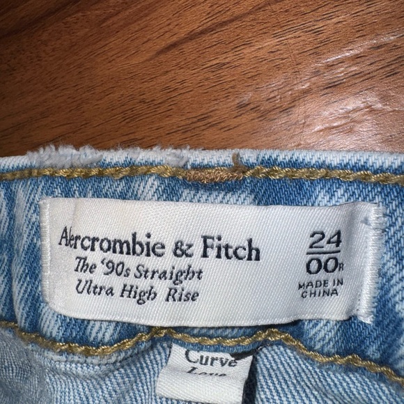 Abercrombie & Fitch 90s Straight Jeans Womens 24 Curve Love Ultra HighRise Light - Picture 3 of 6
